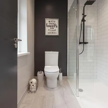 Luxury Duplex Apartment 3 Minutes From City Centre Belfast Exterior photo