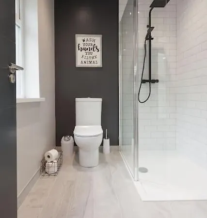 Luxury Duplex Apartment 3 Minutes From City Centre Belfast Exterior photo